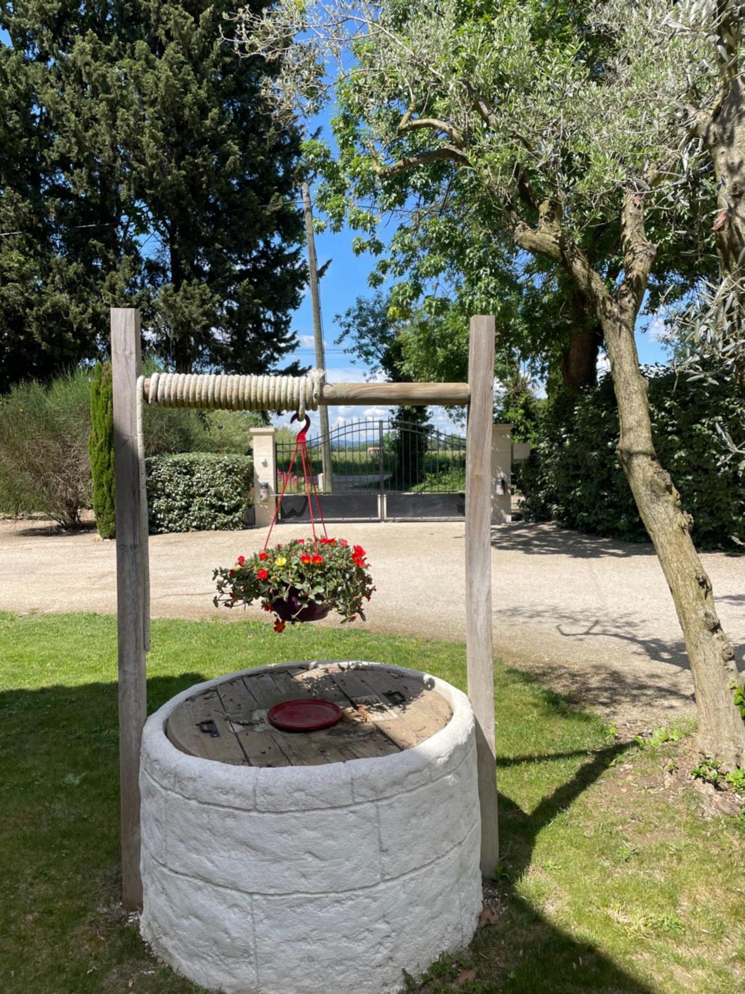 Bed and Breakfast Arles Campagne Location "La Campagn'Arles" Exterior foto
